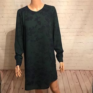 Chelsea 28 nwot dark green & blue floral dress size Small boho
